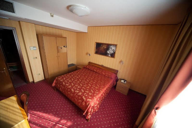 Hotel Sole Castione della Presolana Exterior photo